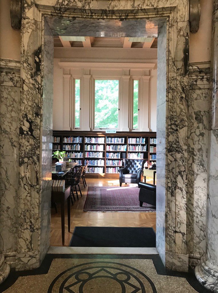 picture of library reading room